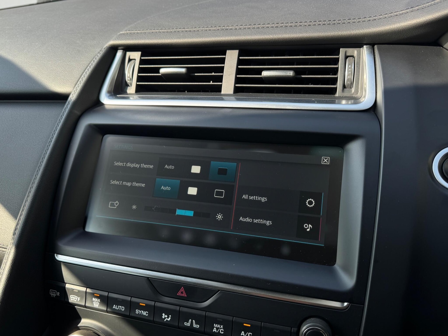 Used Jaguar E-Pace 2018 for sale - 77957751: Photo 46