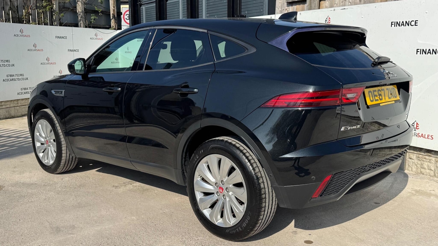 Used Jaguar E-Pace 2018 for sale - 77957751: Photo 6