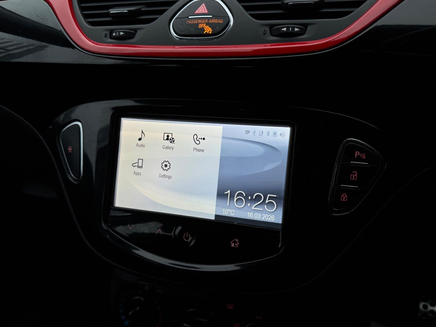 Used Vauxhall Corsa 2015 for sale - 77908992: Photo 37