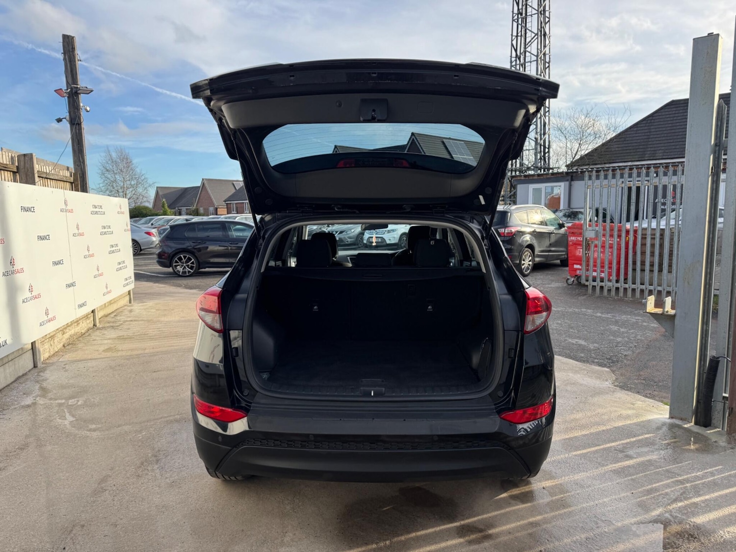 Used Hyundai TUCSON 2017 for sale - 77696465: Photo 61