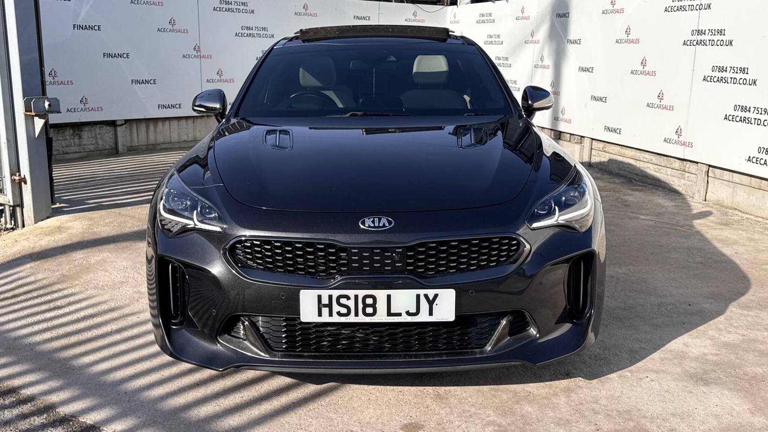 Used Kia Stinger 2018 for sale - 77564602: Photo 3