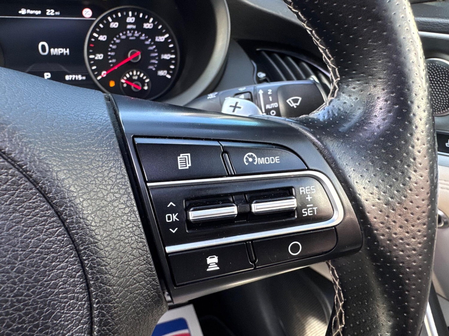 Used Kia Stinger 2018 for sale - 77564602: Photo 32