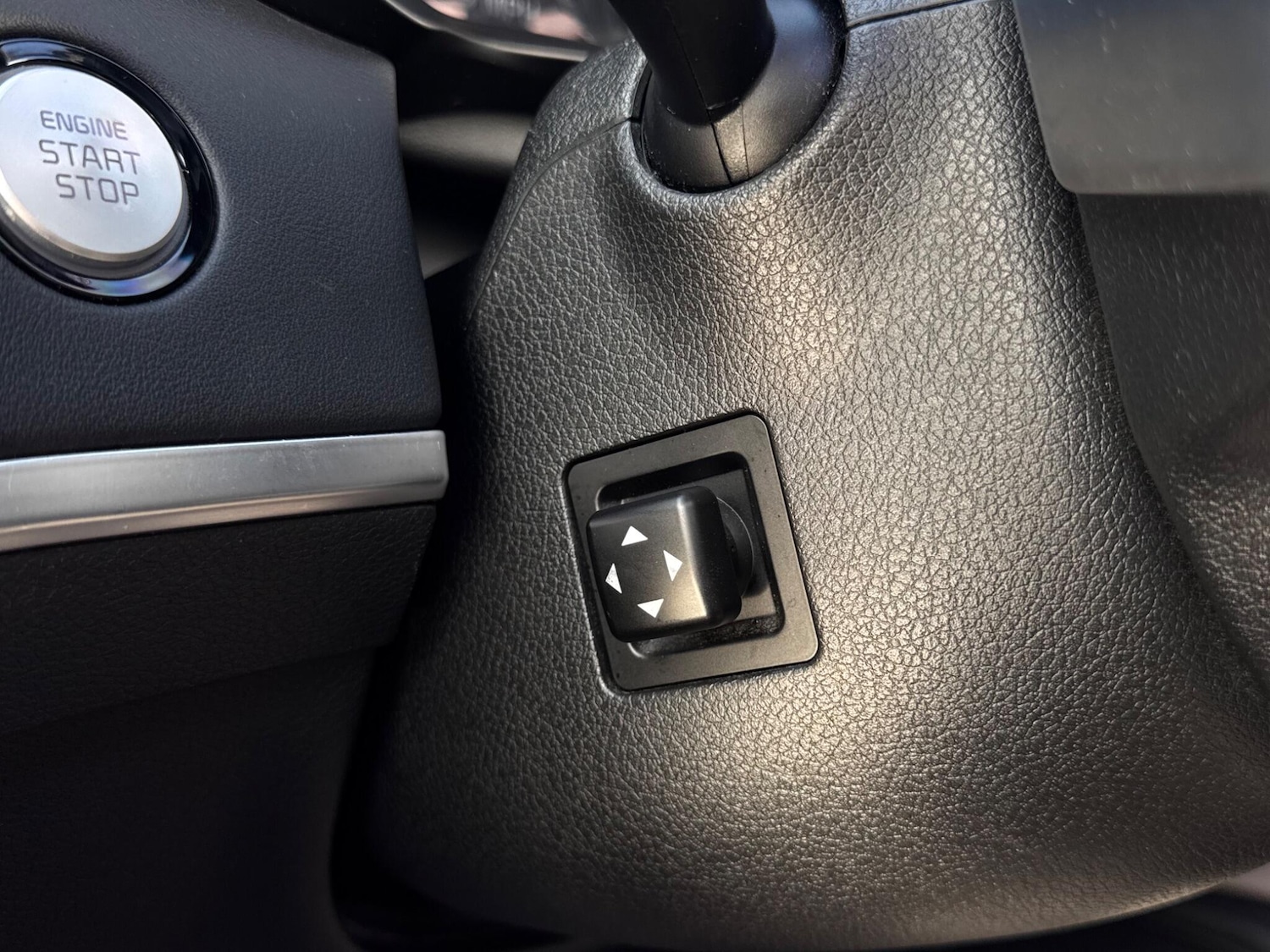 Used Kia Stinger 2018 for sale - 77564602: Photo 40