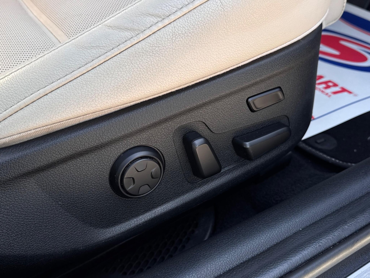 Used Kia Stinger 2018 for sale - 77564602: Photo 61