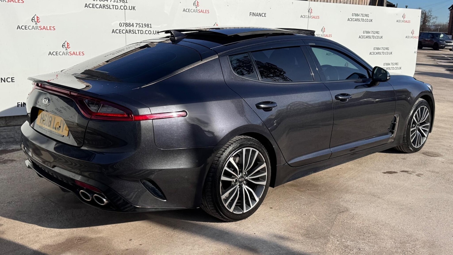 Used Kia Stinger 2018 for sale - 77564602: Photo 8