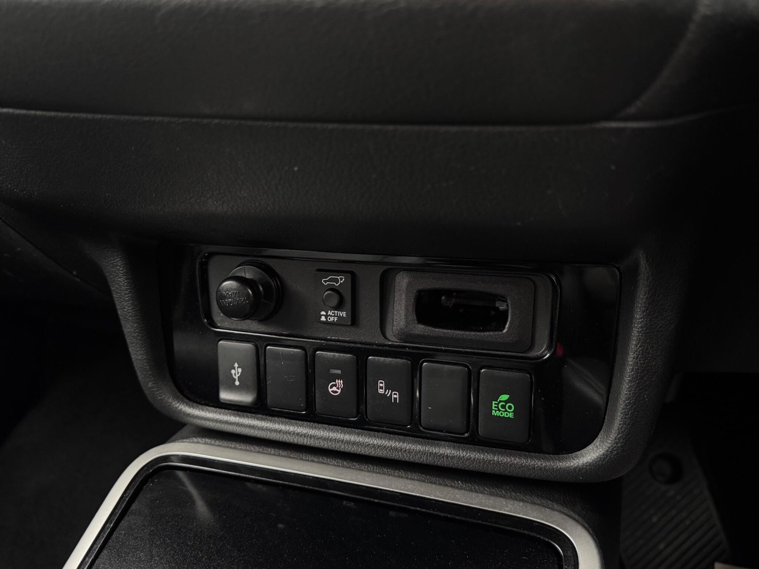 Used Mitsubishi Outlander 2020 for sale - 77737483: Photo 27