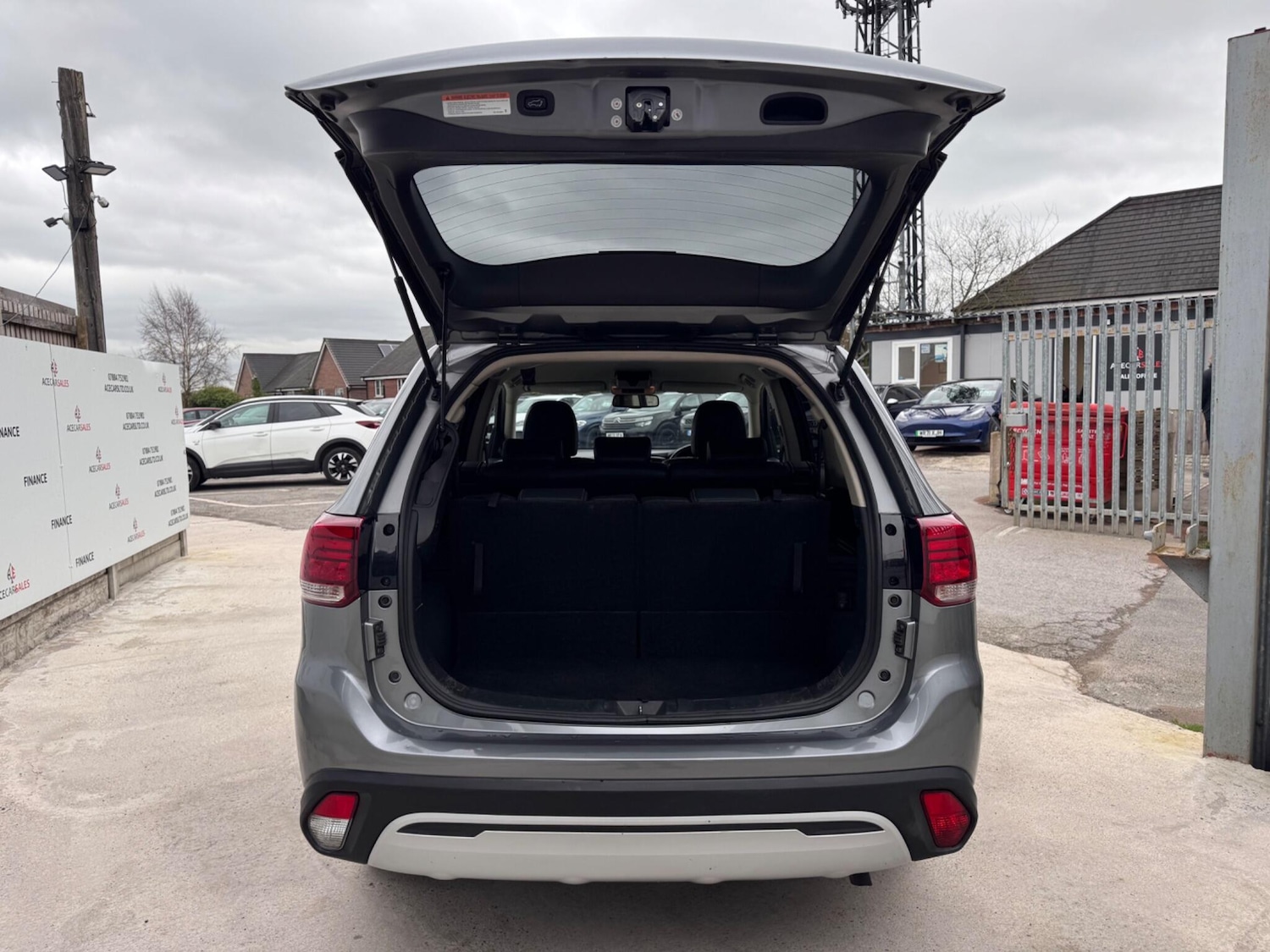 Used Mitsubishi Outlander 2020 for sale - 77737483: Photo 65