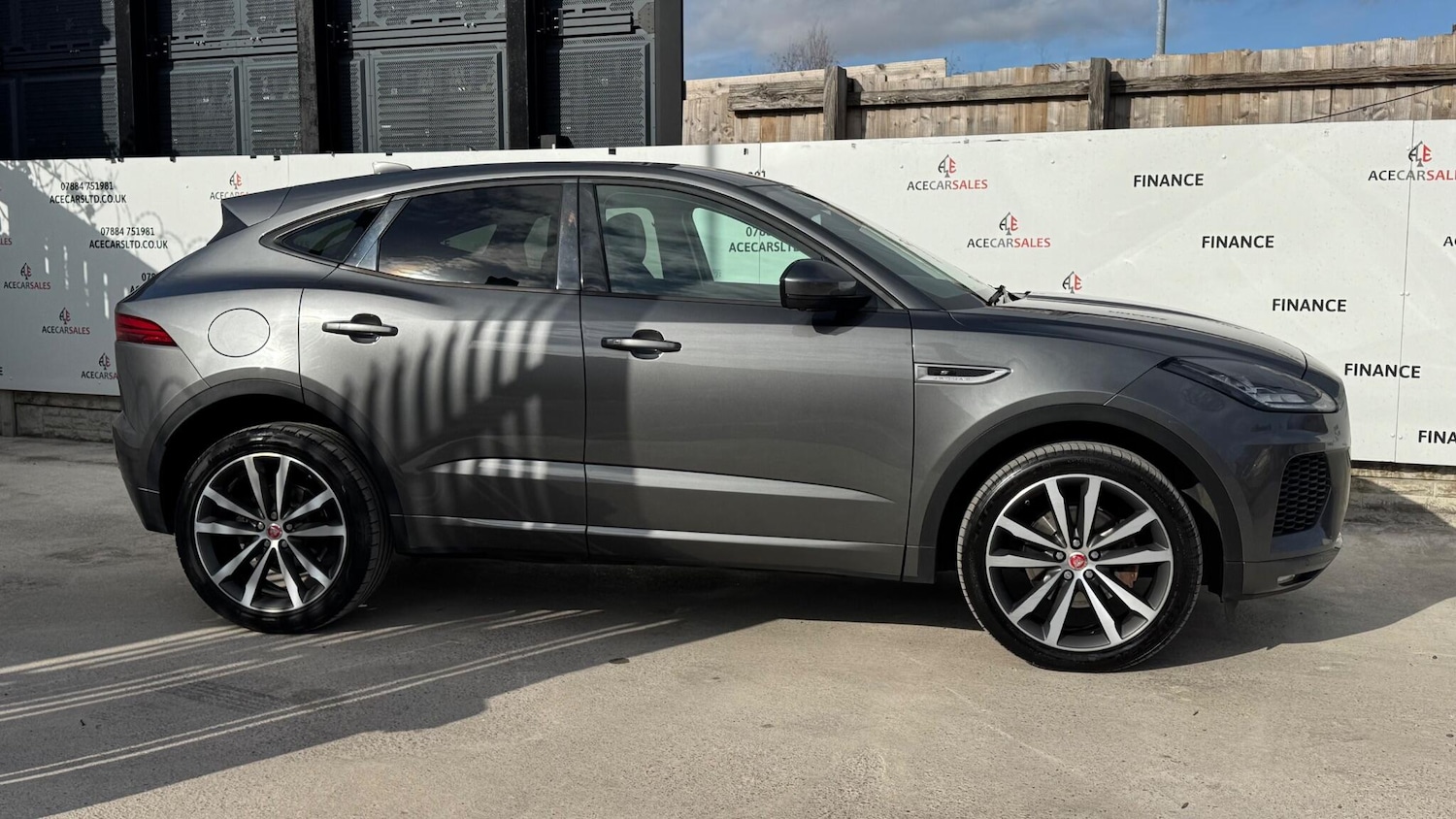 Used Jaguar E-Pace 2018 for sale - 78100974: Photo 9