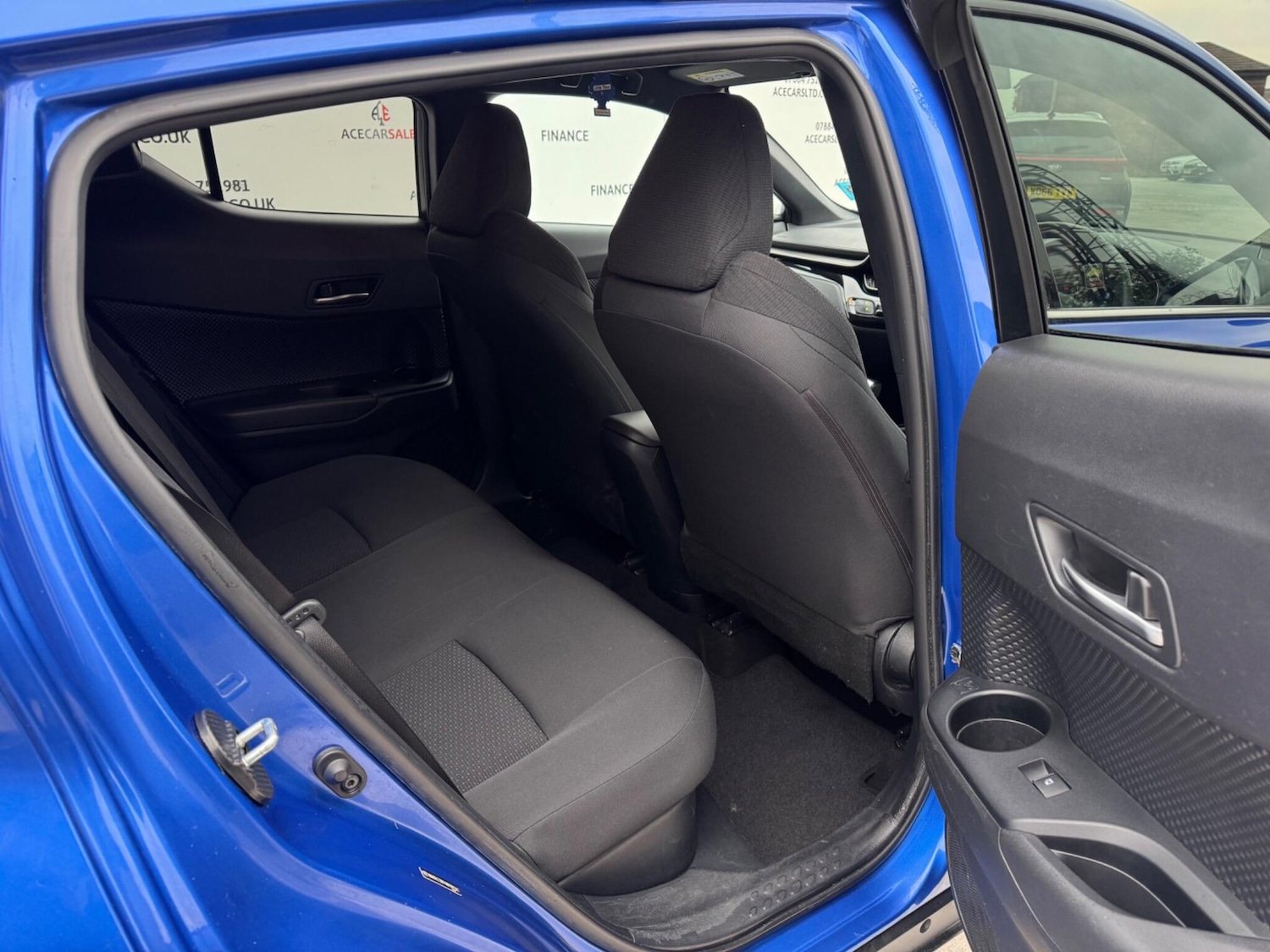 Used Toyota C-HR for sale - 76996835: Photo 13