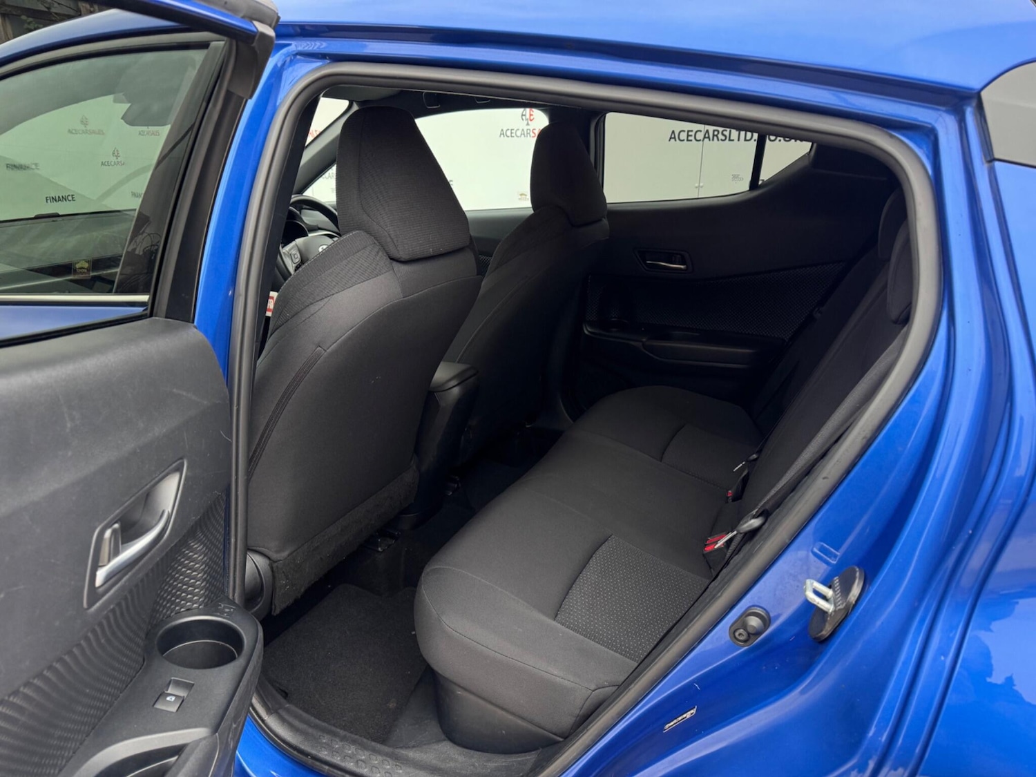 Used Toyota C-HR for sale - 76996835: Photo 15