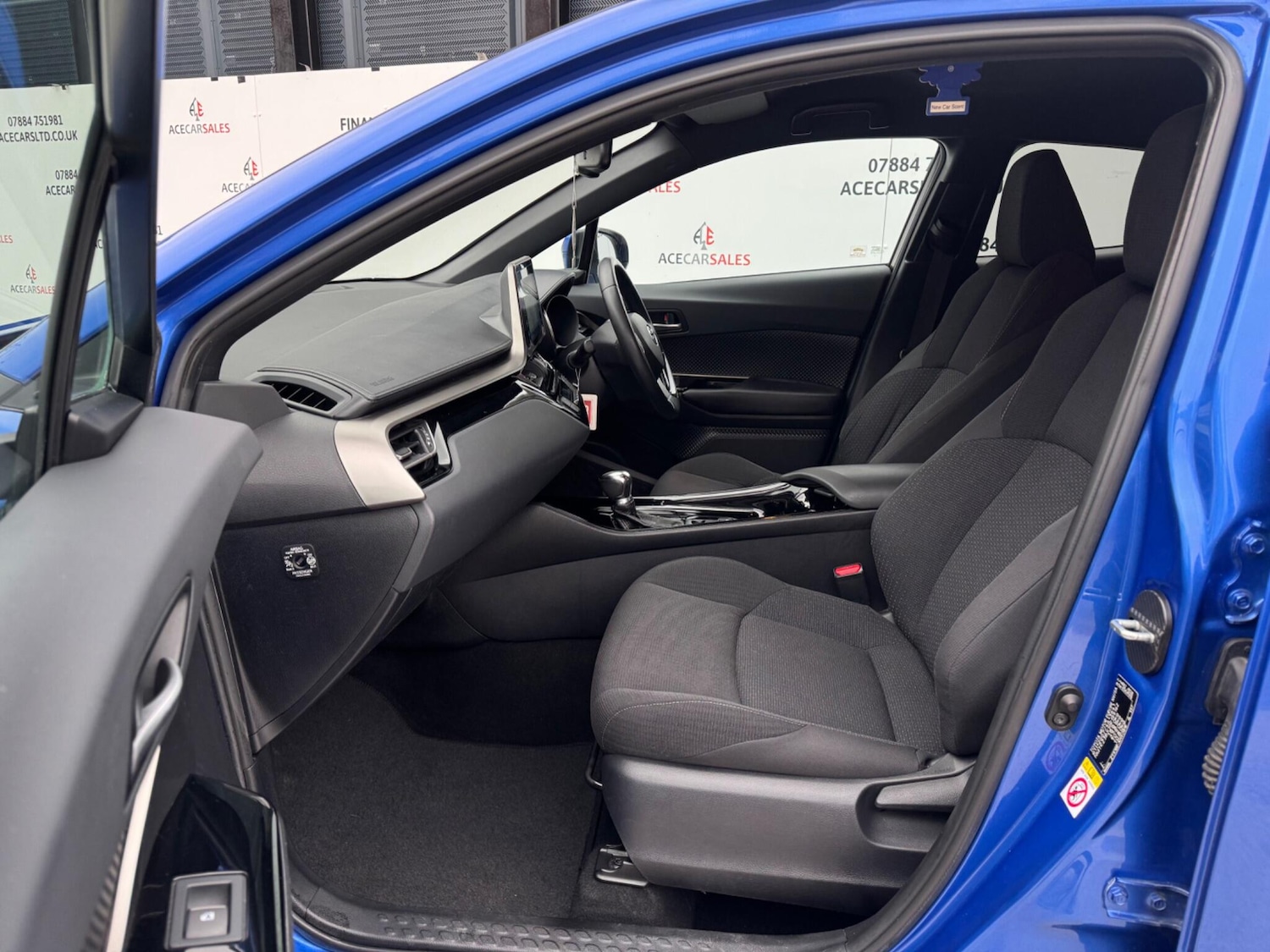 Used Toyota C-HR for sale - 76996835: Photo 18