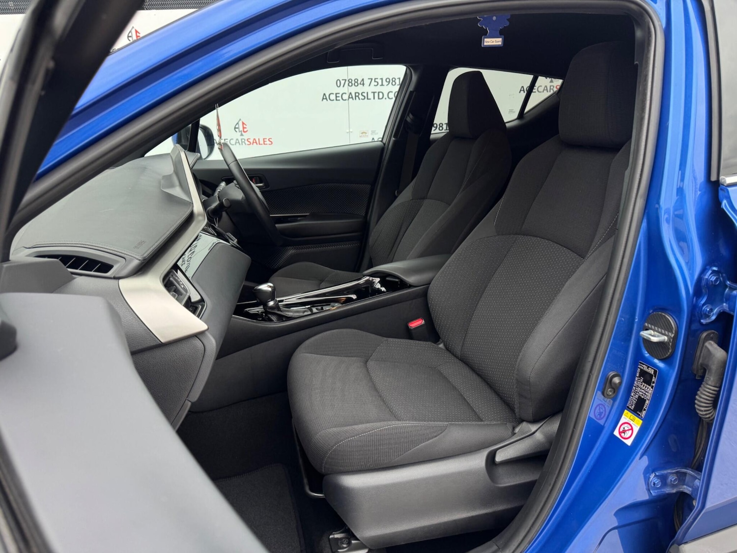 Used Toyota C-HR for sale - 76996835: Photo 19