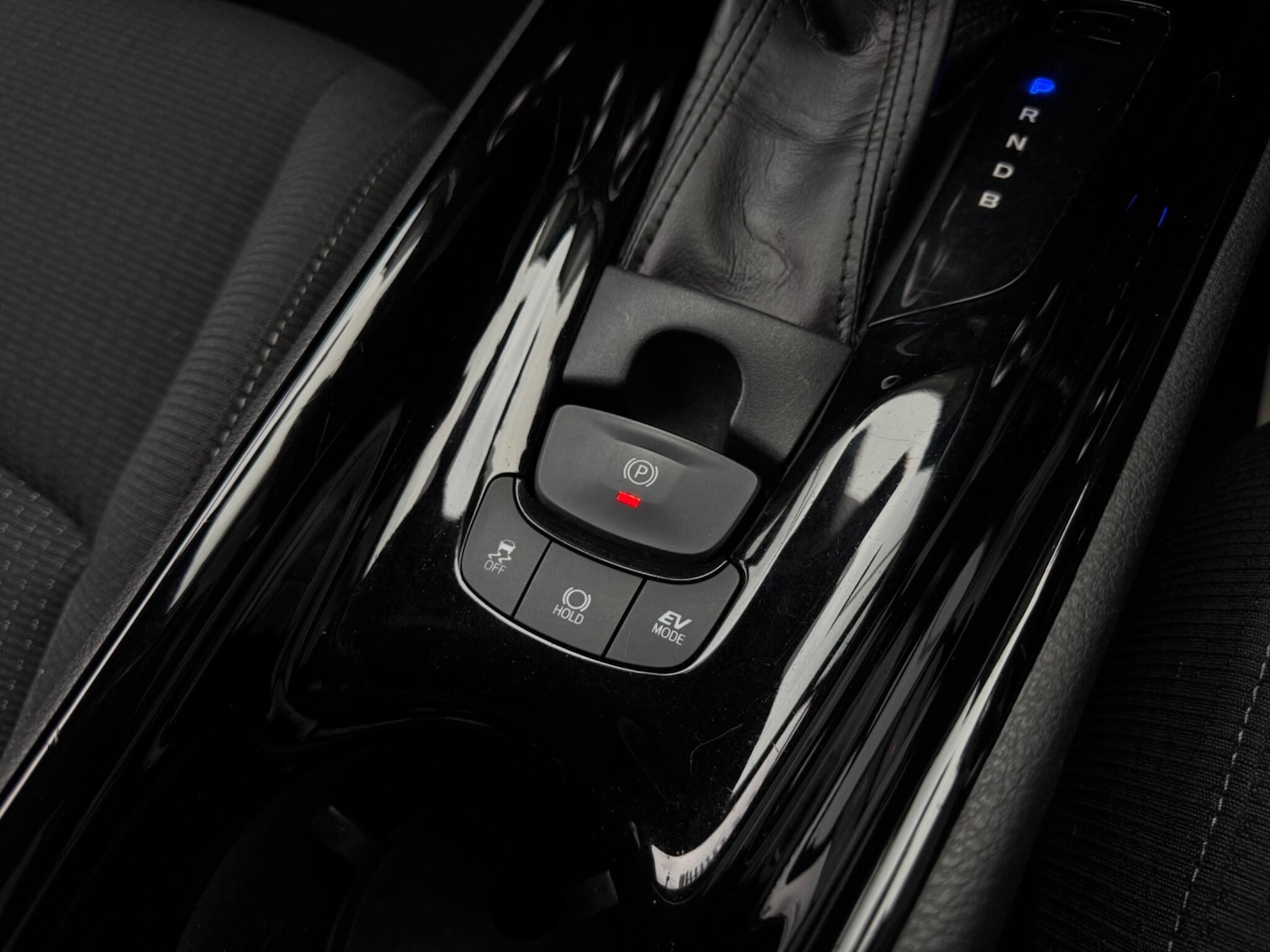 Used Toyota C-HR for sale - 76996835: Photo 27