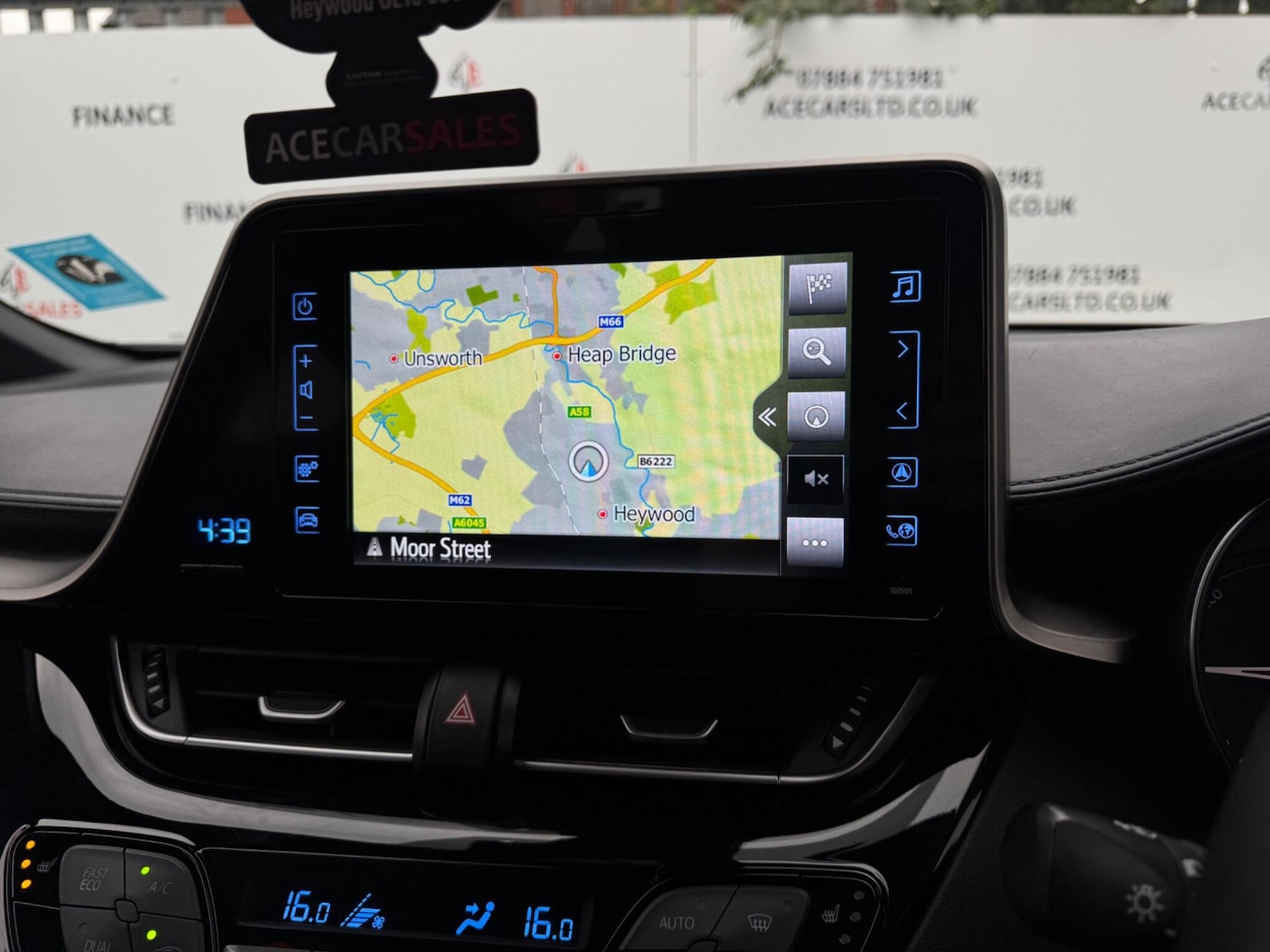 Used Toyota C-HR for sale - 76996835: Photo 36