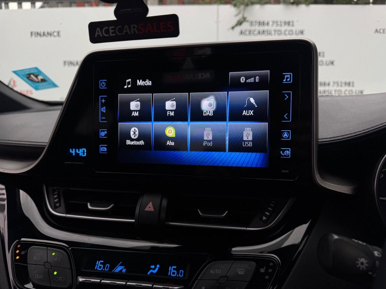 Used Toyota C-HR for sale - 76996835: Photo 43