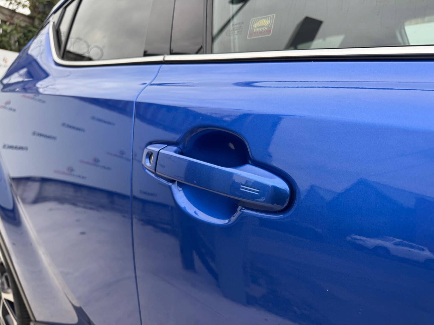 Used Toyota C-HR for sale - 76996835: Photo 64