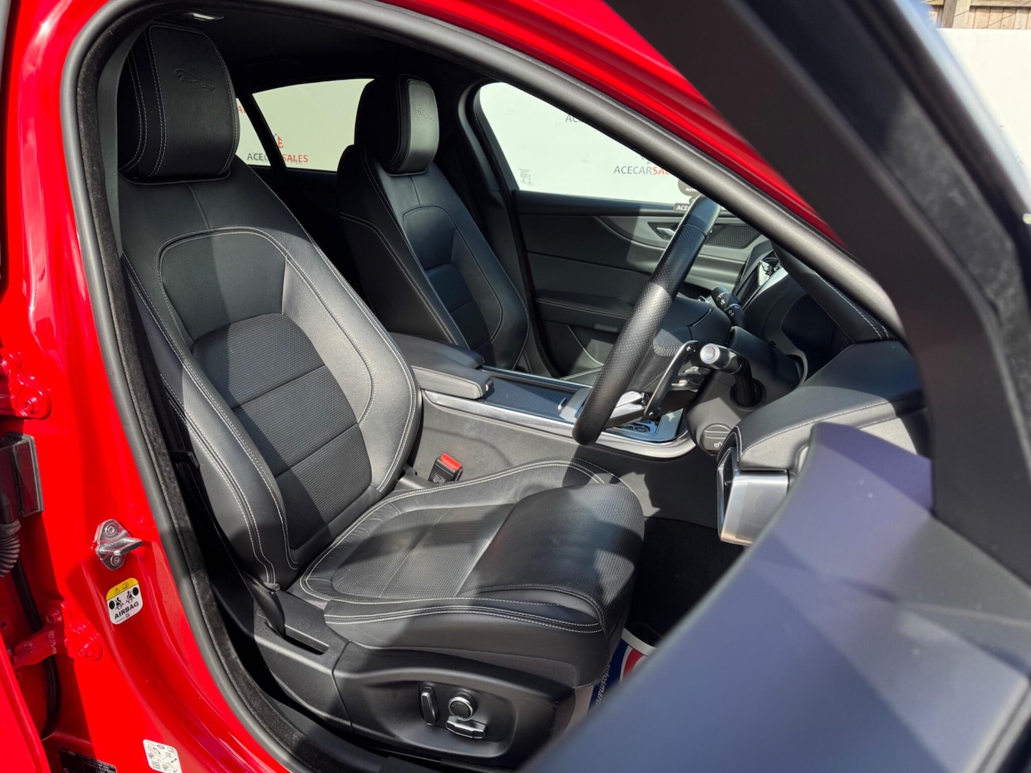 Used Jaguar XE 2019 for sale - 78047796: Photo 10