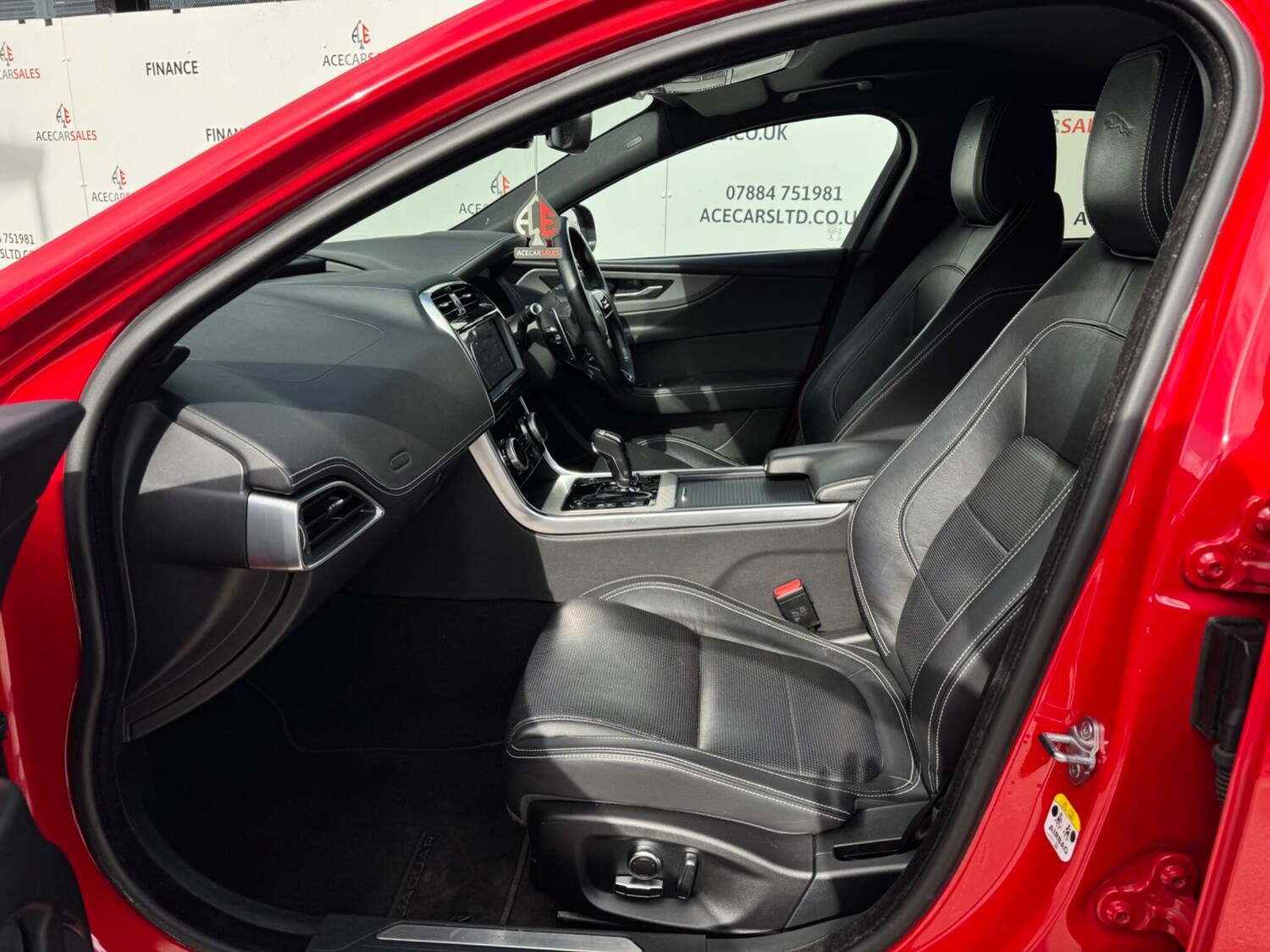 Used Jaguar XE 2019 for sale - 78047796: Photo 16