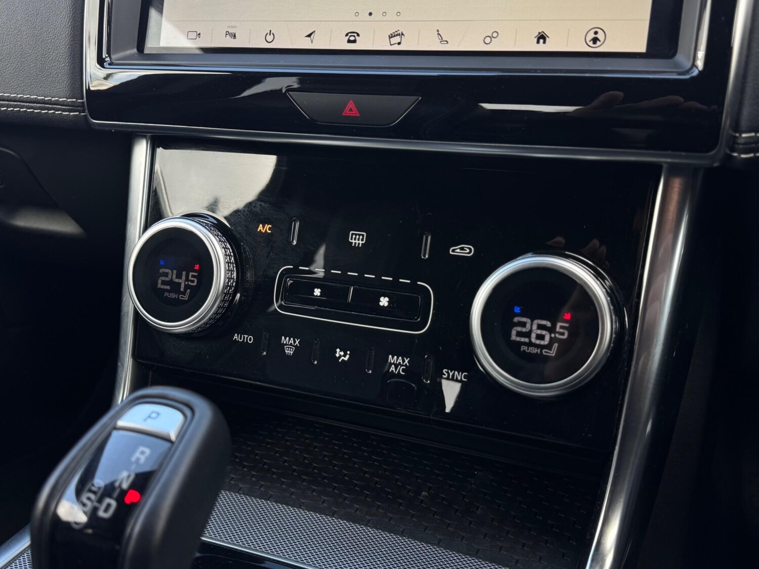 Used Jaguar XE 2019 for sale - 78047796: Photo 22