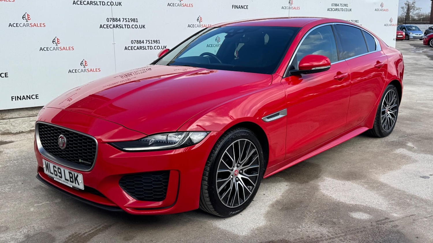 Used Jaguar XE 2019 for sale - 78047796: Photo 4