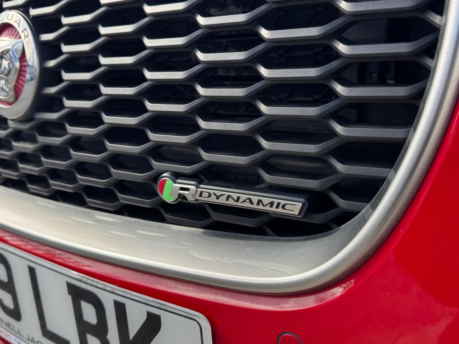 Used Jaguar XE 2019 for sale - 78047796: Photo 69