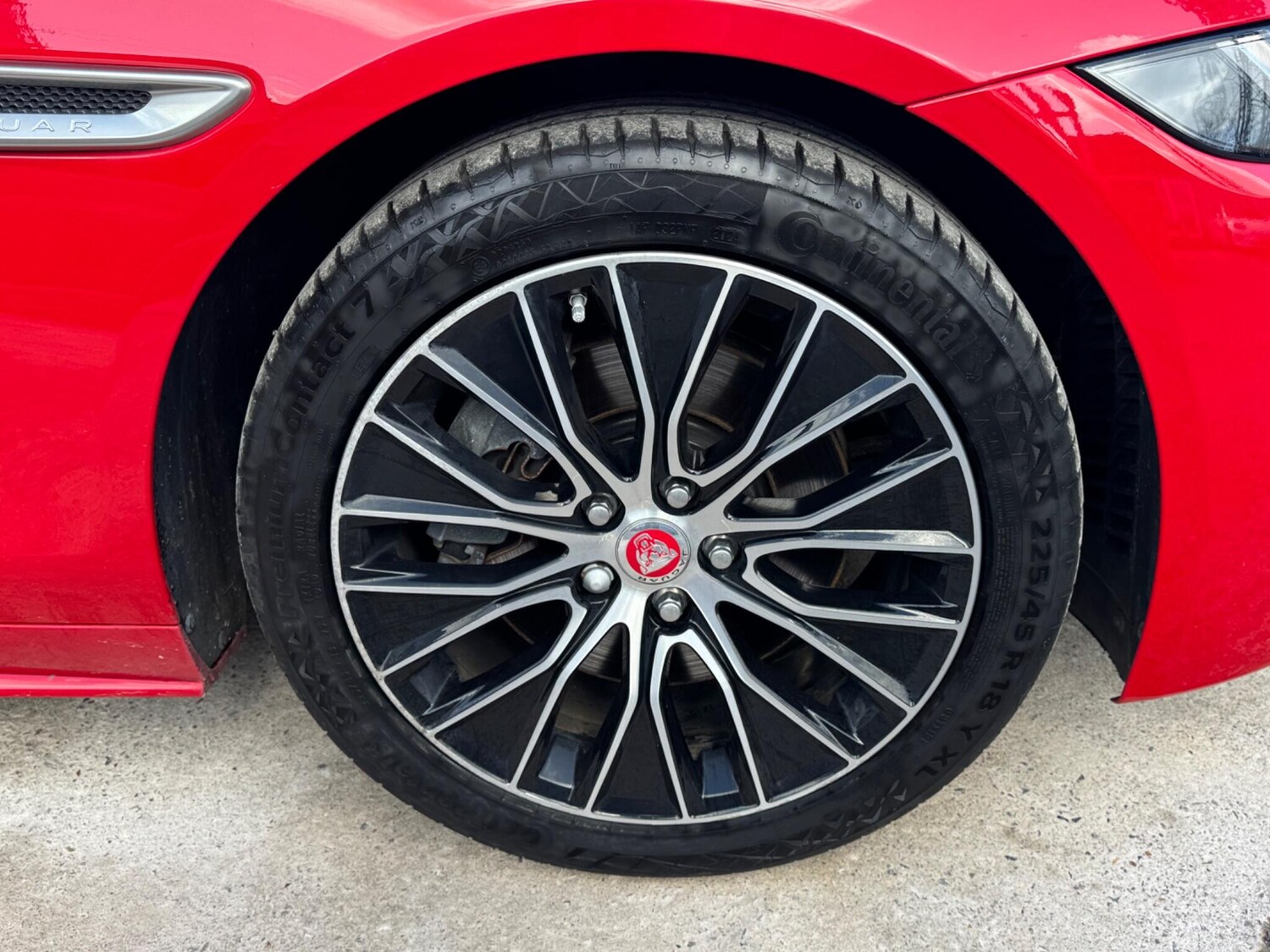 Used Jaguar XE 2019 for sale - 78047796: Photo 73