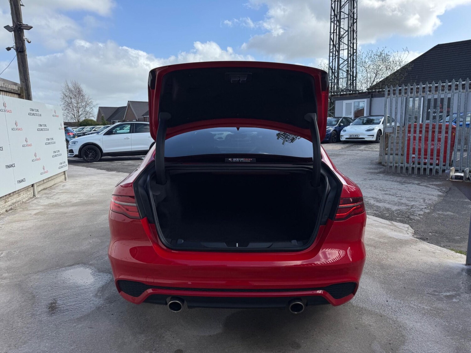 Used Jaguar XE 2019 for sale - 78047796: Photo 74