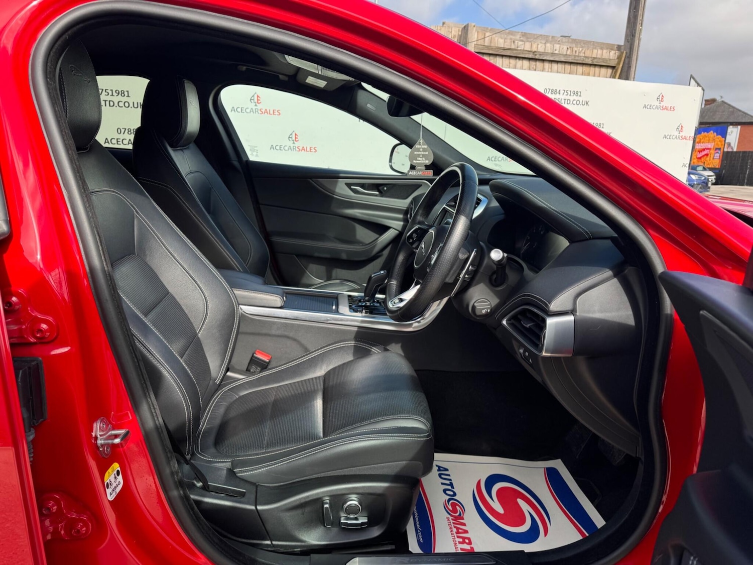 Used Jaguar XE 2019 for sale - 78047796: Photo 9