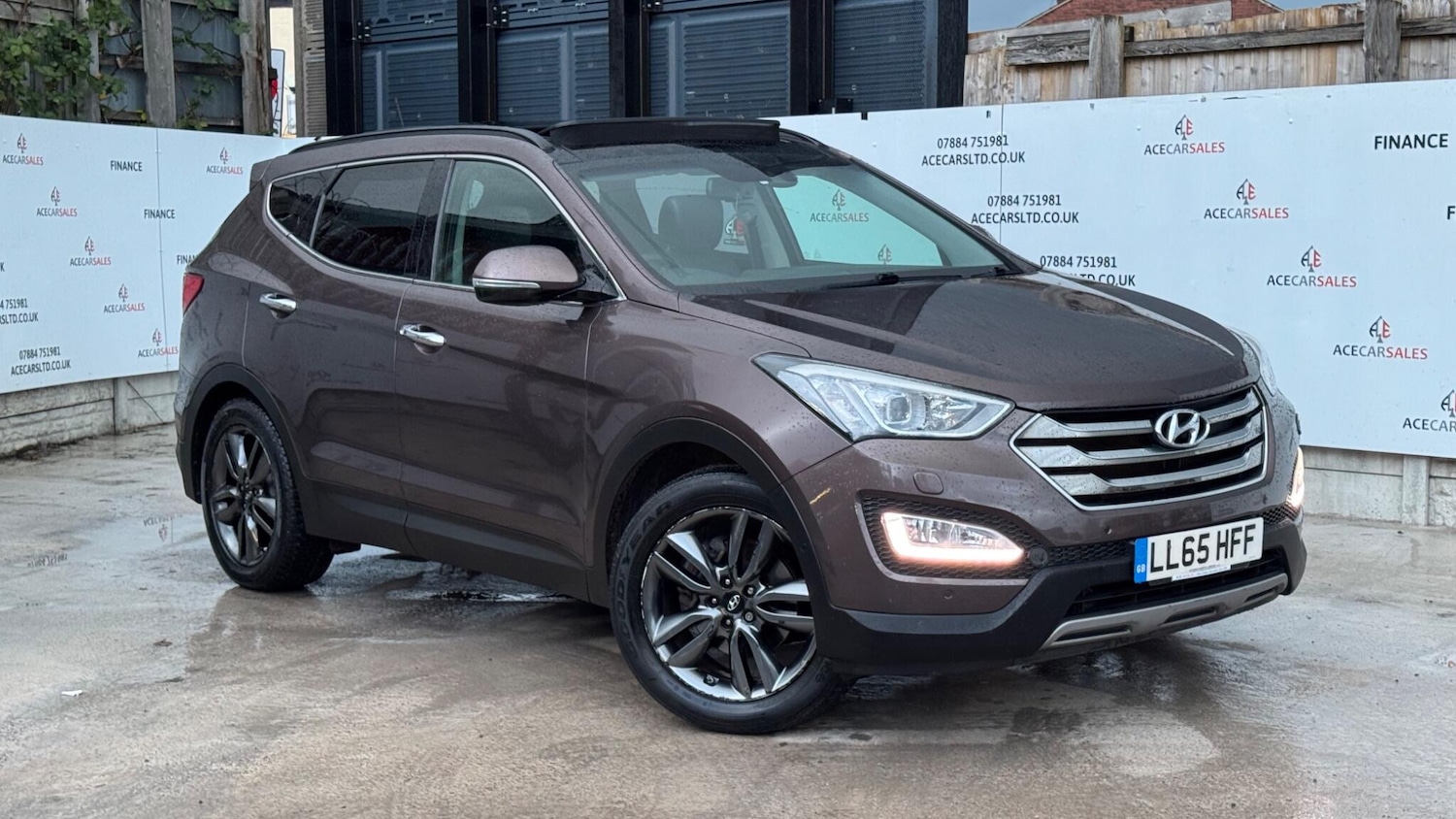 Used Hyundai Santa Fe 2015 for sale - 76573368: Photo 1