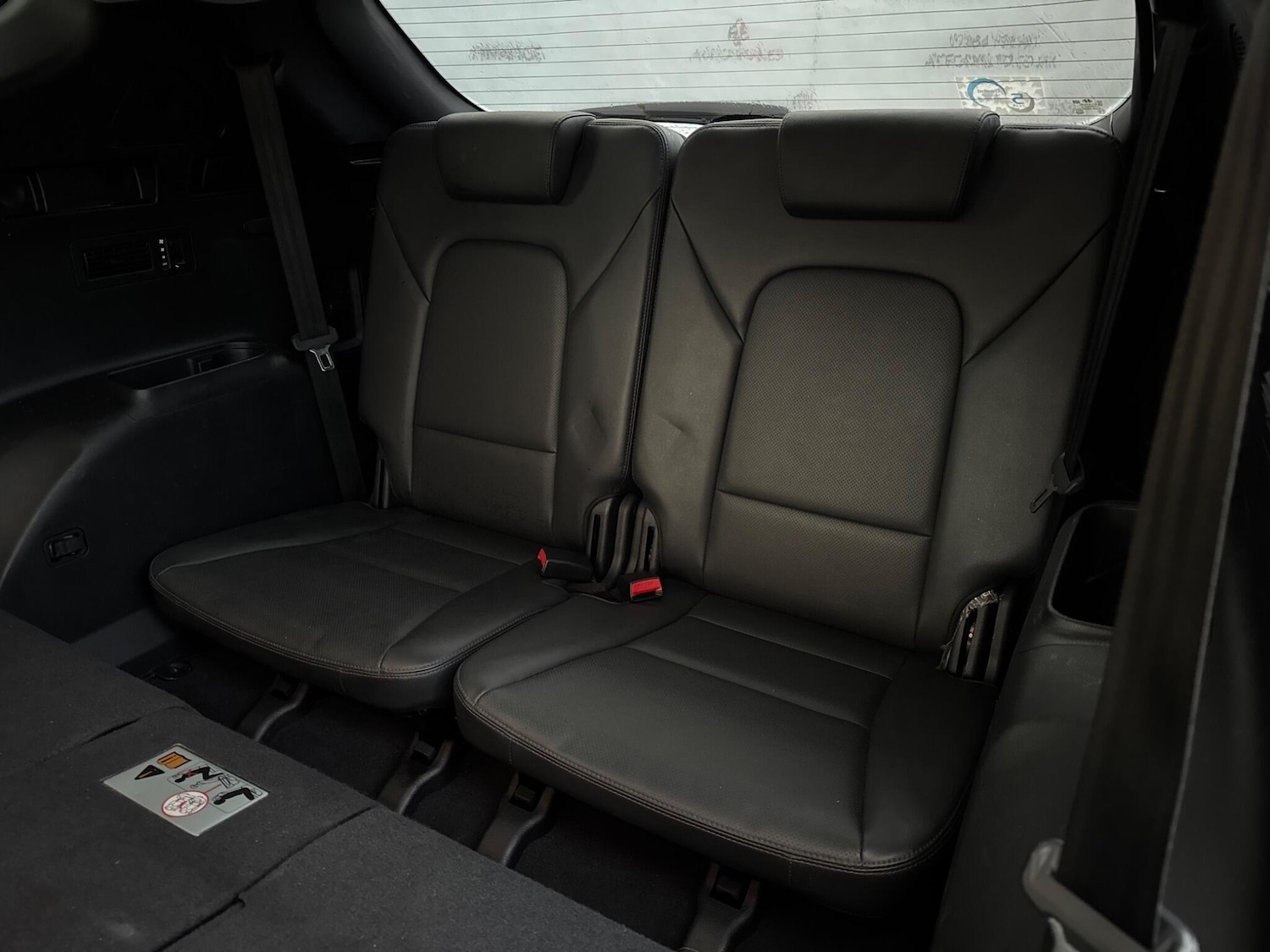 Used Hyundai Santa Fe 2015 for sale - 76573368: Photo 17