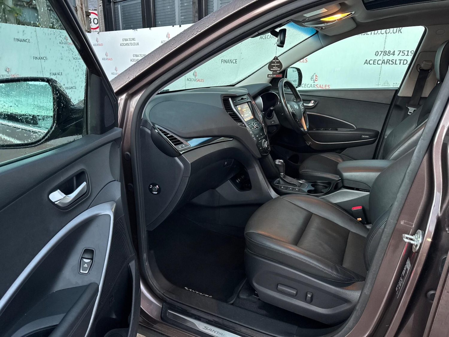 Used Hyundai Santa Fe 2015 for sale - 76573368: Photo 20