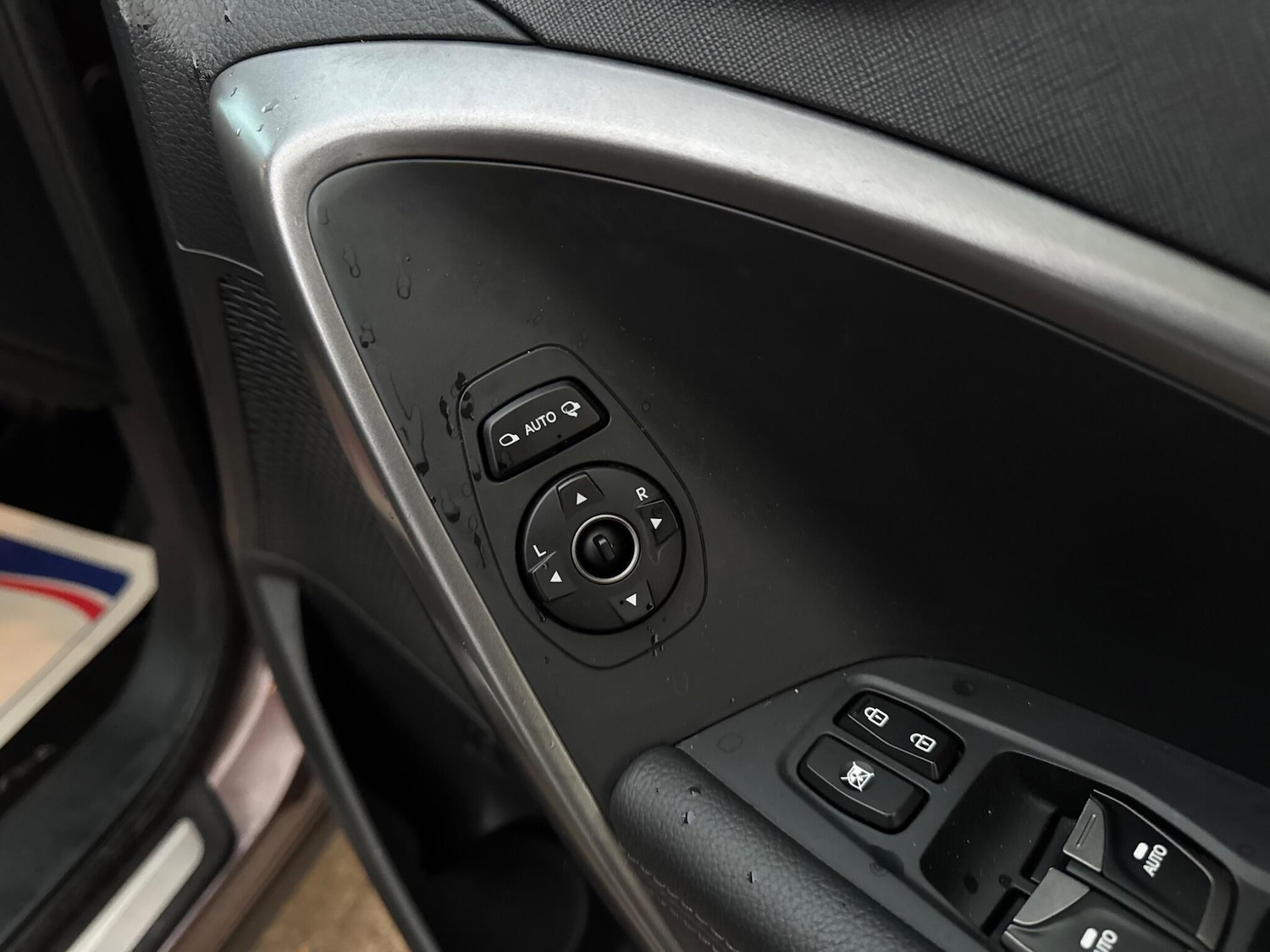 Used Hyundai Santa Fe 2015 for sale - 76573368: Photo 57