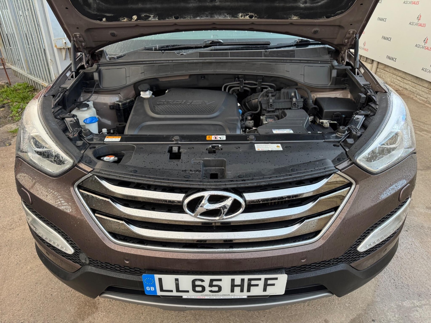 Used Hyundai Santa Fe 2015 for sale - 76573368: Photo 79