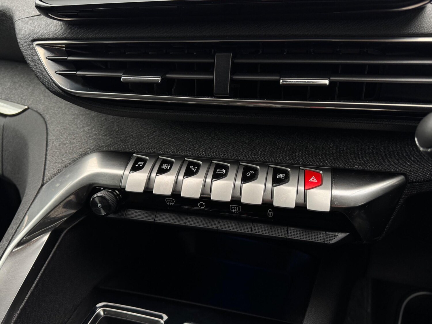 Used Peugeot 3008 for sale - 77909473: Photo 25