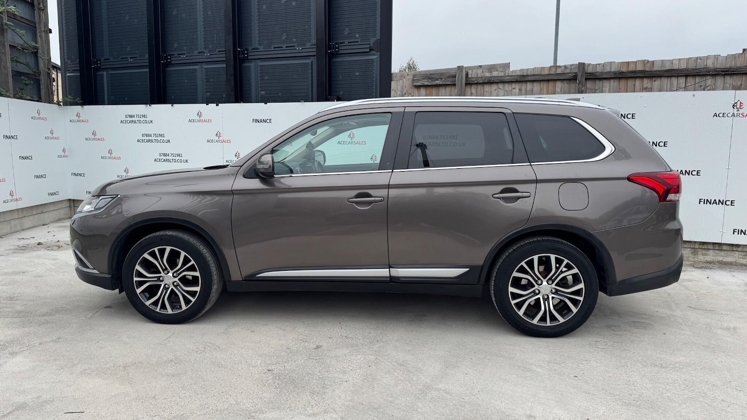 Used Mitsubishi Outlander 2018 for sale - 77216175: Photo 5