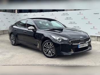 Used Kia Stinger 2018 for sale - 79362284: Photo