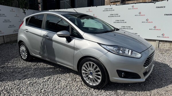 Used Ford Fiesta 2015 for sale - 74750198: Photo 2