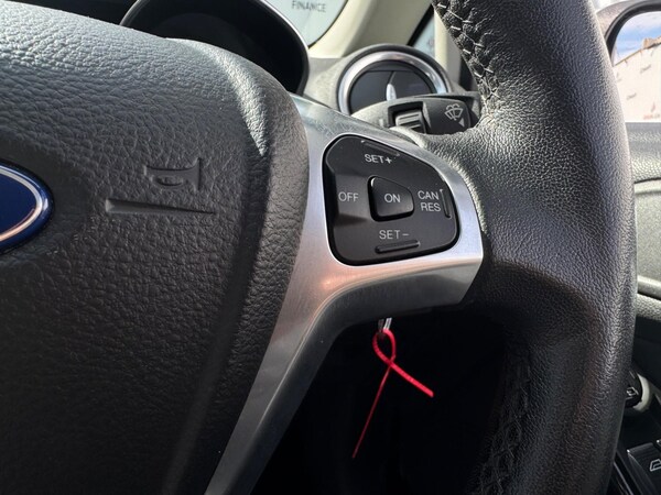 Used Ford Fiesta 2015 for sale - 74750198: Photo 32