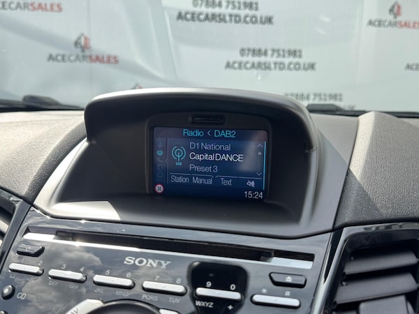 Used Ford Fiesta 2015 for sale - 74750198: Photo 44