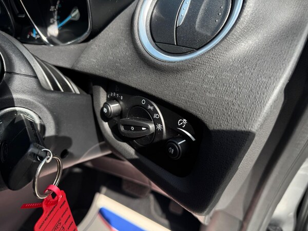 Used Ford Fiesta 2015 for sale - 74750198: Photo 47