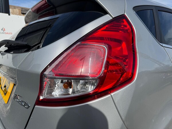 Used Ford Fiesta 2015 for sale - 74750198: Photo 51