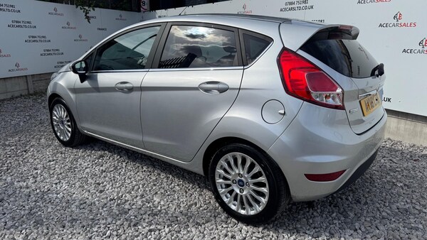 Used Ford Fiesta 2015 for sale - 74750198: Photo 6