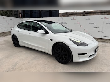 Used Tesla Model 3 2020 for sale - 76294980: Photo 2