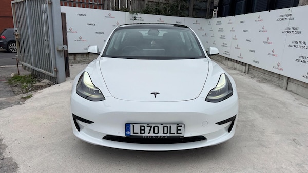 Used Tesla Model 3 2020 for sale - 76294980: Photo 3