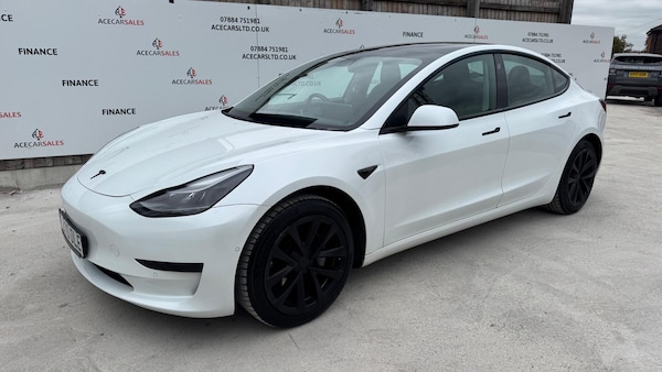 Used Tesla Model 3 2020 for sale - 76294980: Photo 4