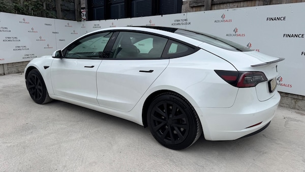 Used Tesla Model 3 2020 for sale - 76294980: Photo 6