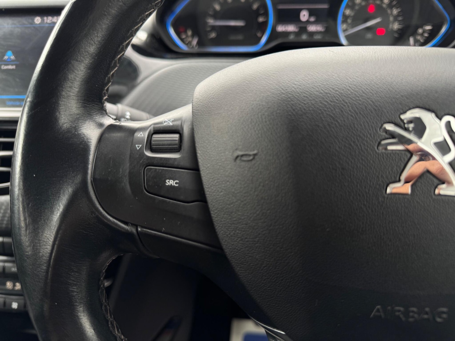 Used Peugeot 2008 2017 for sale - 77883353: Photo 29