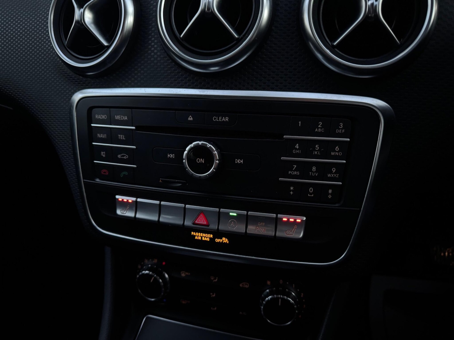 Used Mercedes-Benz A-Class 2015 for sale - 76926715: Photo 10