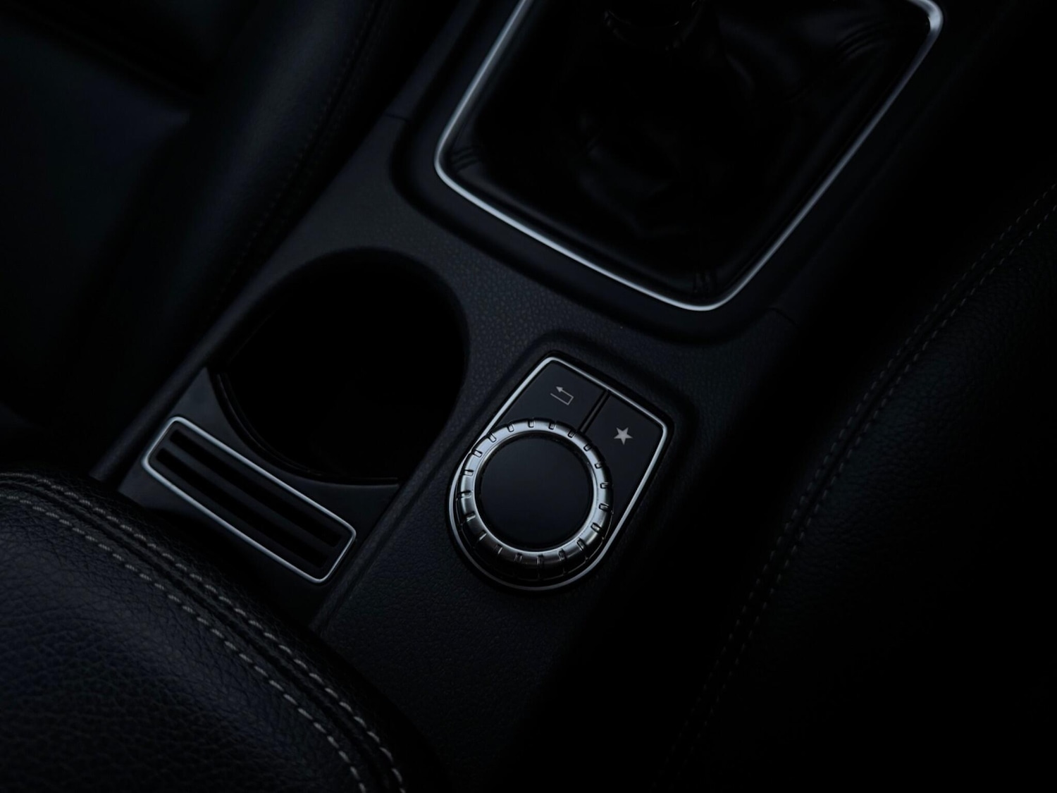 Used Mercedes-Benz A-Class 2015 for sale - 76926715: Photo 13