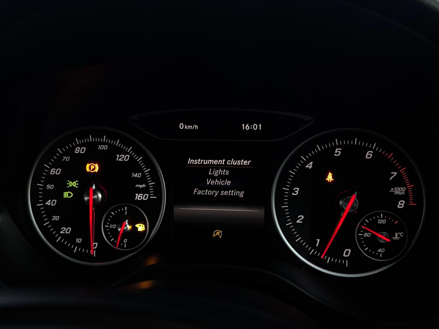 Used Mercedes-Benz A-Class 2015 for sale - 76926715: Photo 30